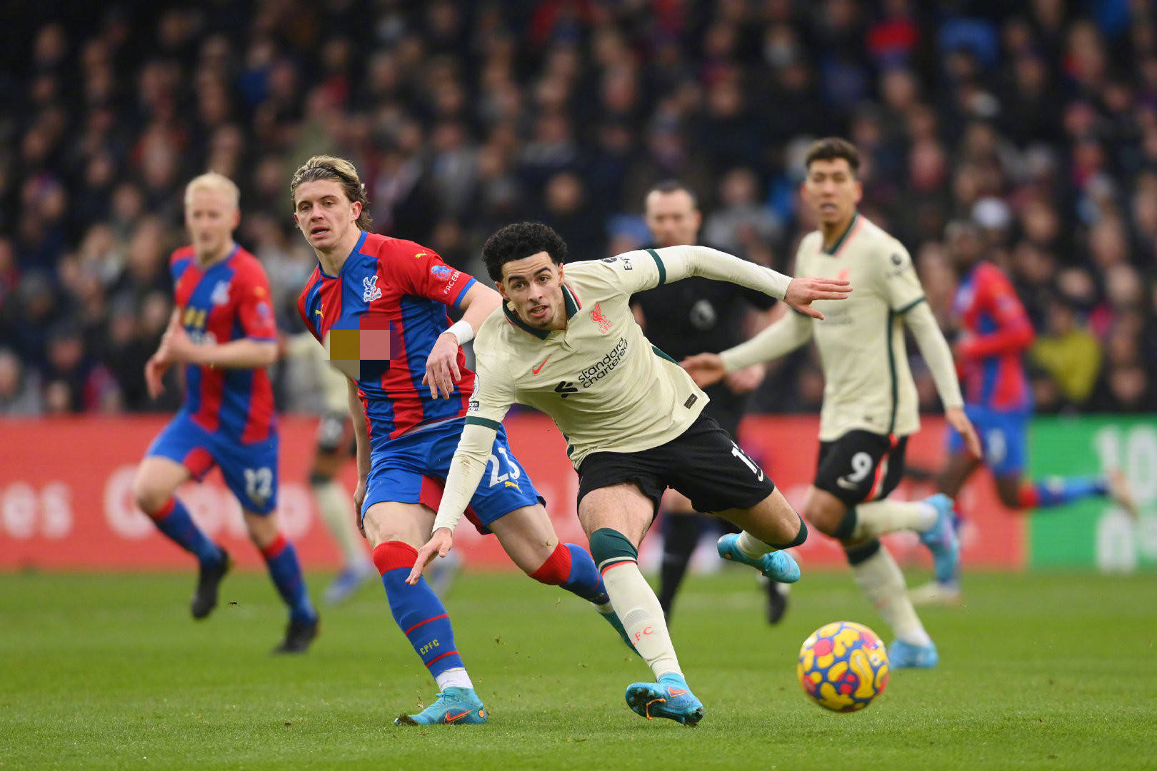 于其他球员 于其他球员